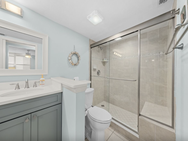 Sanibel Vacation Condo Sleeps Six Guests.